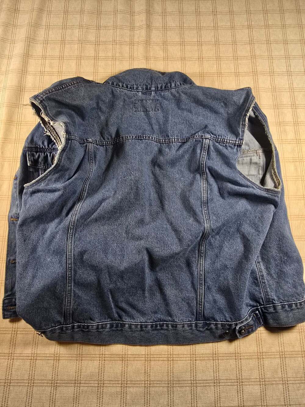 Wrangler Men's Denim Trucker Vest - Picture 2 of 7
